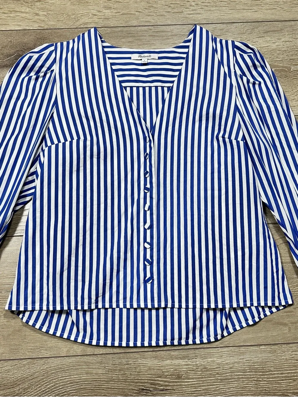 Madewell Stacked Button V-Neck Long Sleeve Top Poplin French Blue